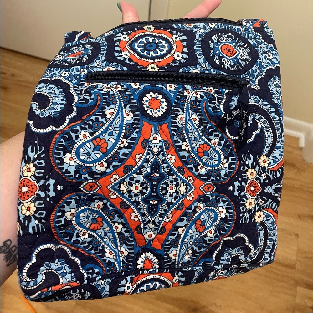 Vera Bradley cross body - Picture 3 of 5